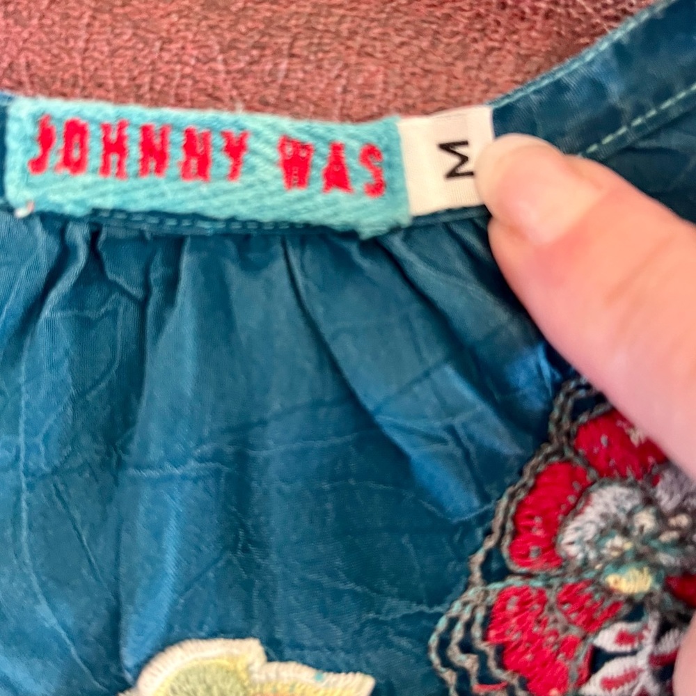 Long sleeve top by Johnny Was - Picture 2 of 10